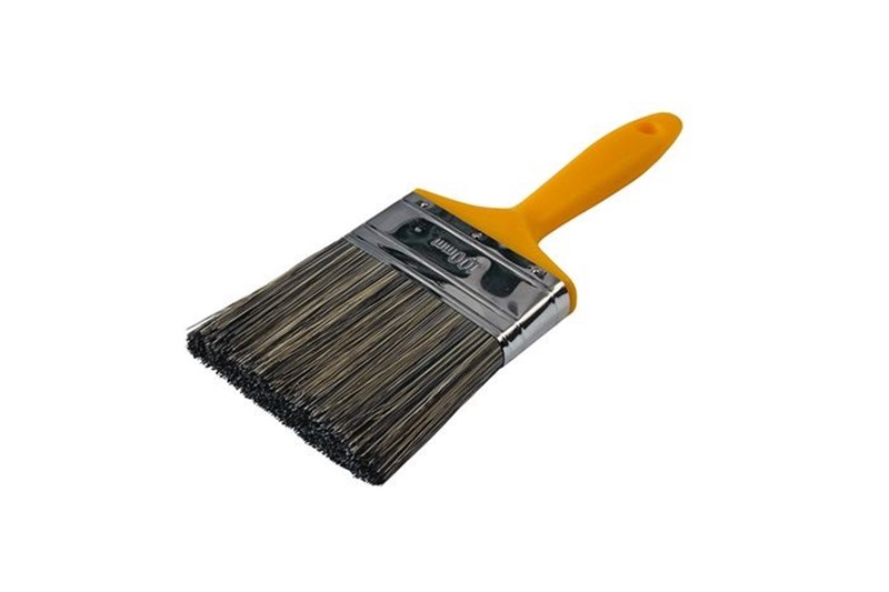 Quality mix of durable natural and synthetic bristle. Suitable for exterior paint on rough and semi-rough surfaces.